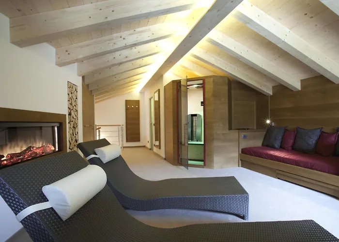 Hotel La Fradora - Dolomites Hotel San Cassiano 