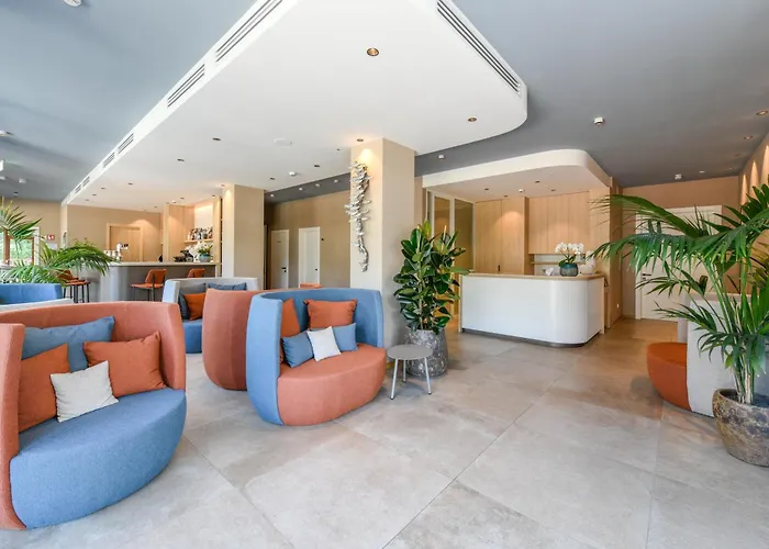 Petit Hotel