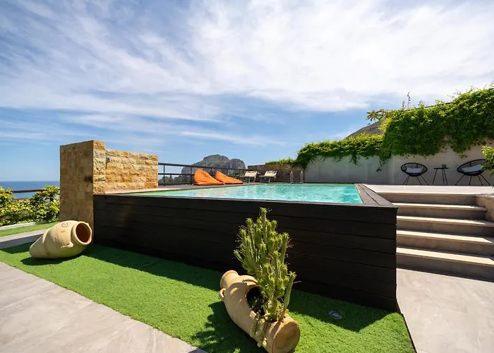Pater Meus Suites - Sea View, Pool & Parking Cefalù