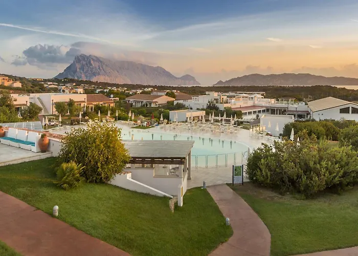 Grande Baia Resort & Spa San Teodoro 