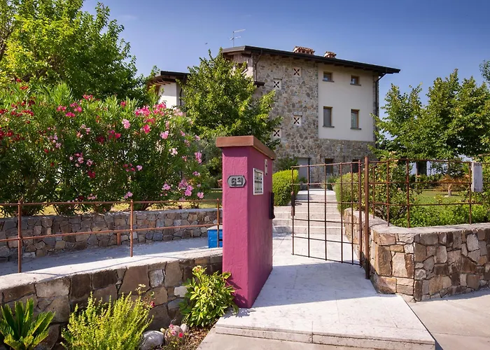 Bed and Breakfast Massoni Wine Relais Peschiera del Garda