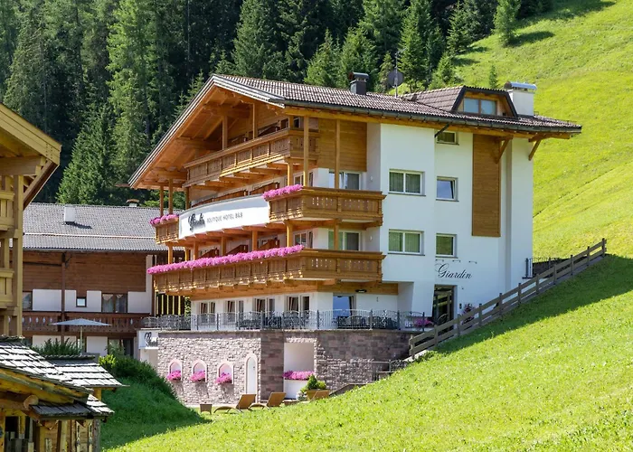 Giardin Boutique Hotel B&B Sëlva