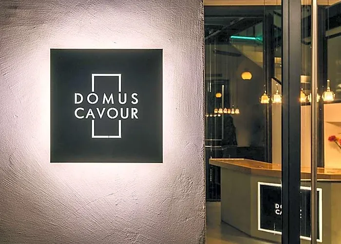Domus Cavour Rooms&Suites