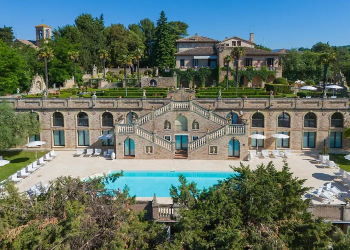 Villa Cattani Stuart XVII Secolo
