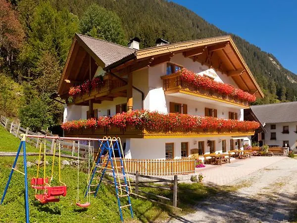 Bed and Breakfast Garni Bergland Ratschings