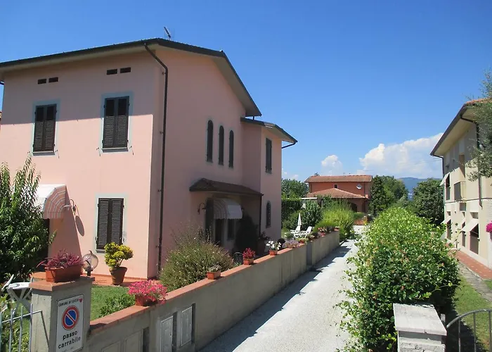Affittacamere Villa Delia Lucca