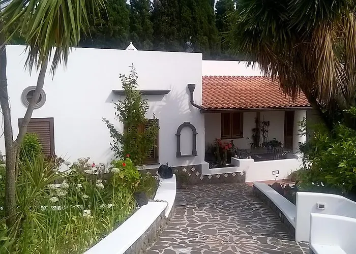 Casa Vacanze "Villa Angelina" Lipari 