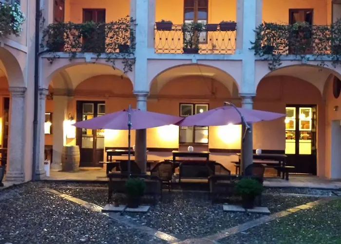 Hotel Archi E Colonne Verbania