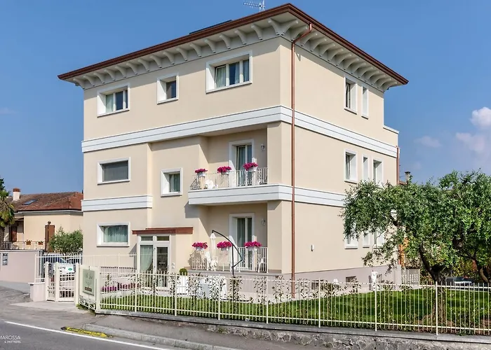 Villa Luisa Rooms And Breakfast Peschiera del Garda