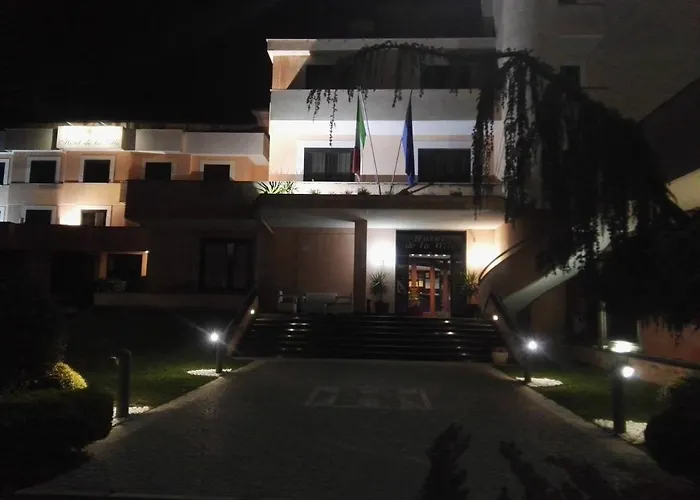 Hotel De La Ville & Centro Congressi Benevento
