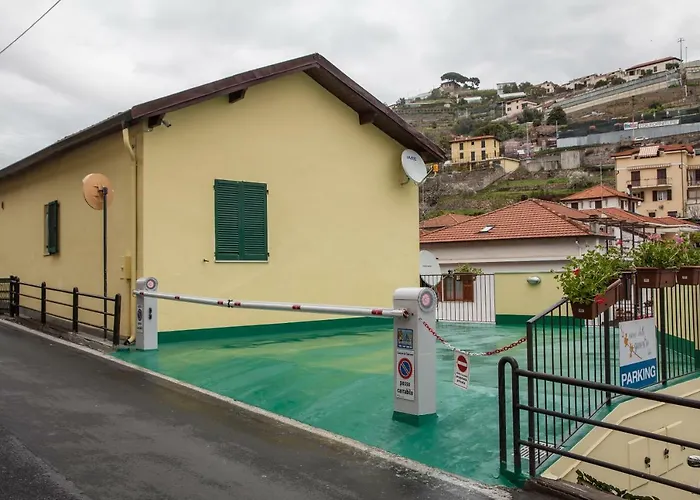 Casa Delle Ginestre Bike Aparthotel Sanremo