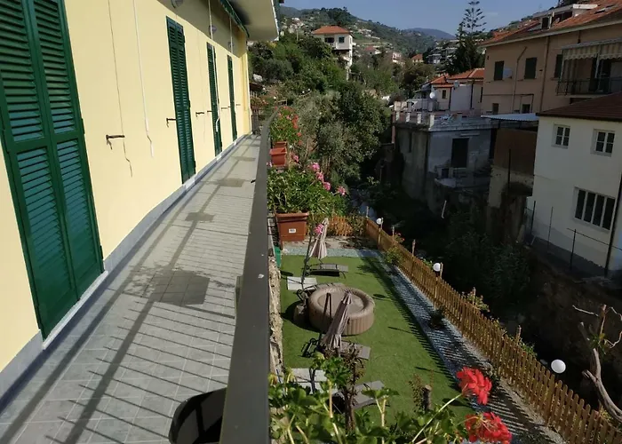 Casa Delle Ginestre Bike Aparthotel Sanremo