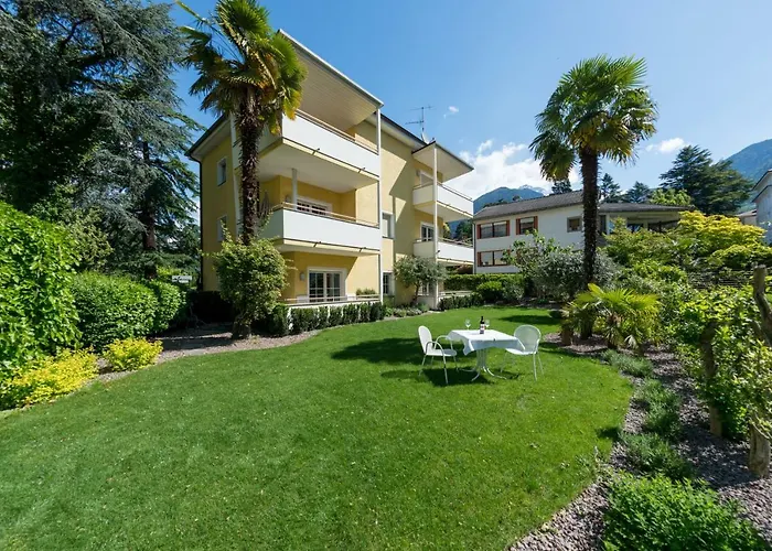 Apartments Villa Majense