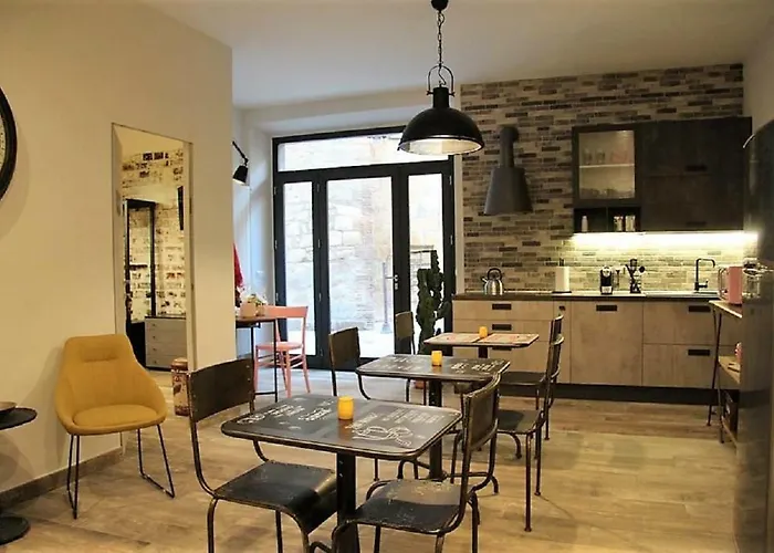 Hotel Industrial Chic House - Private Parking Orvieto