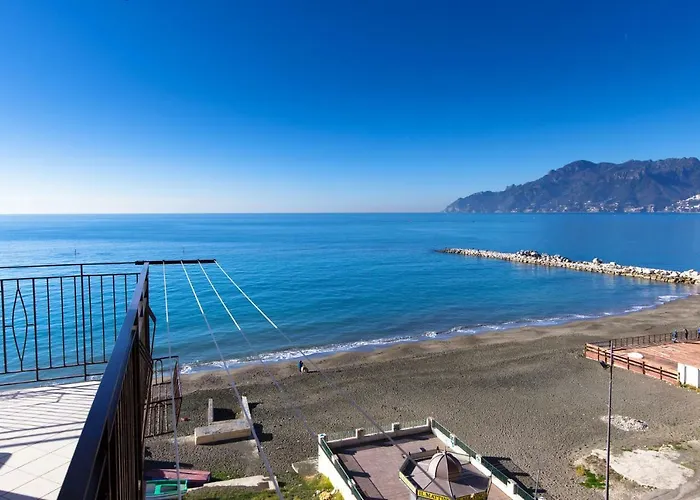 On The Beach Sea-View&Kitchen In Room Salerno